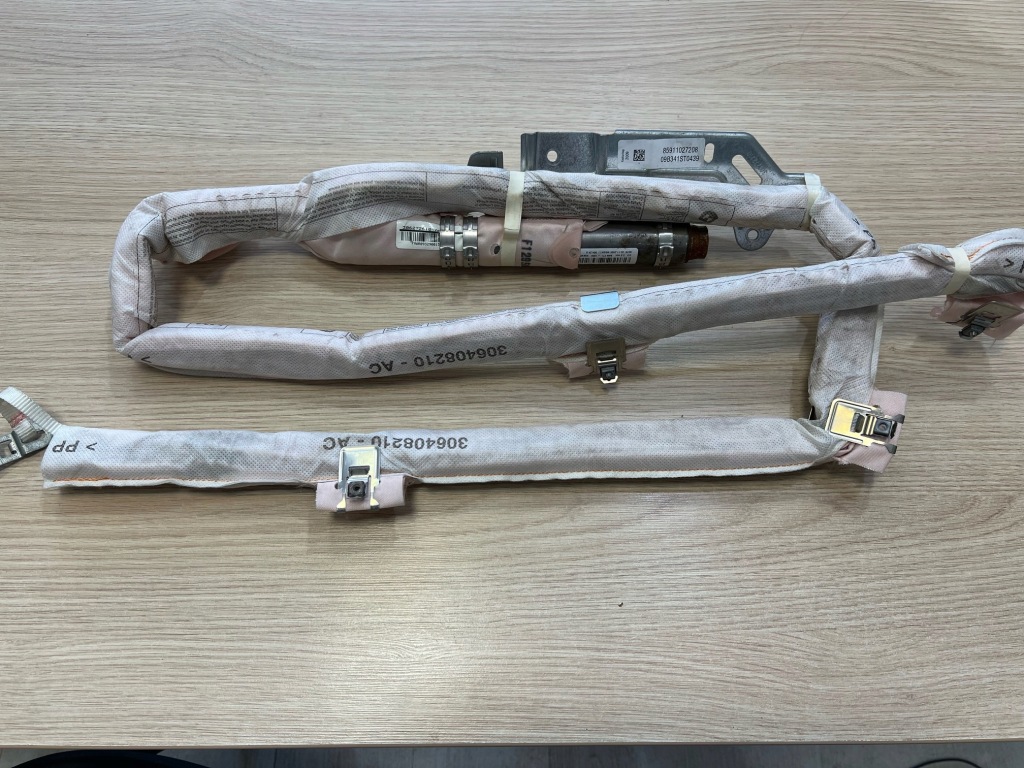 фото №1, Шторка безопасности воздушная подушка безопасности правая bmw 7 f01