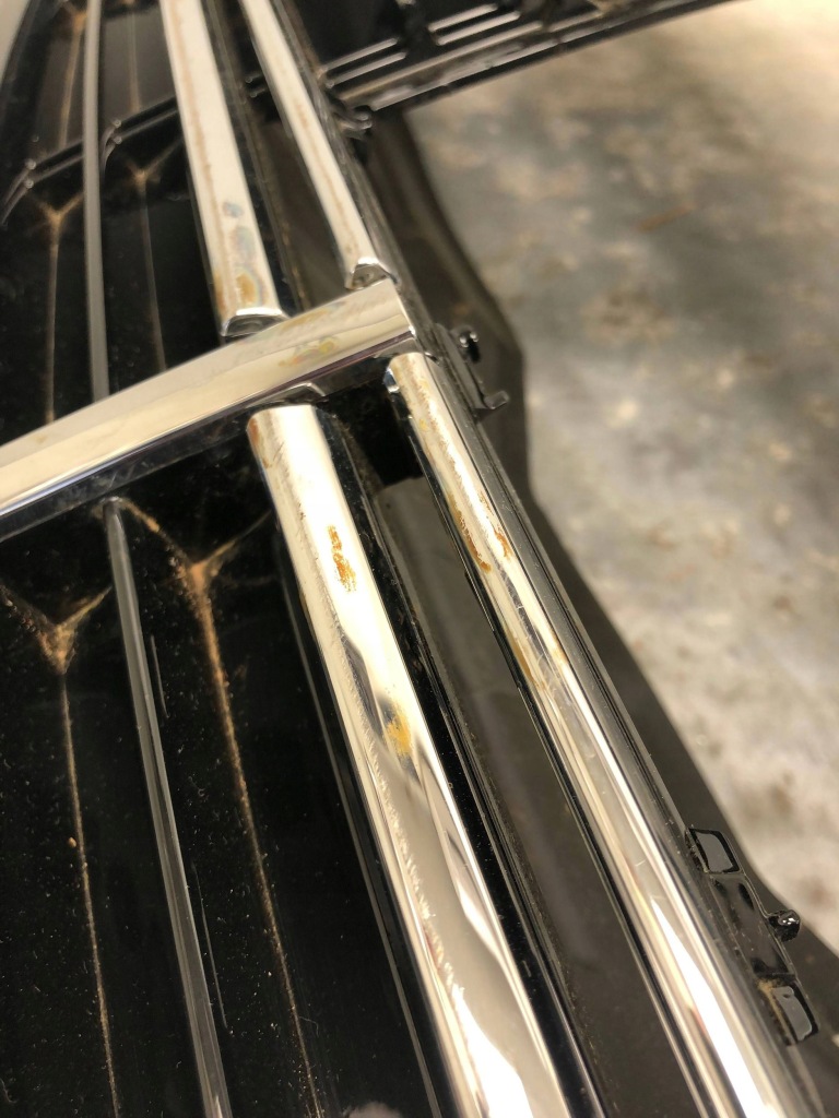 Решётка радиатора решётка радиатора led pdc камера под радар mercedes w214 a2148806001 Недорого