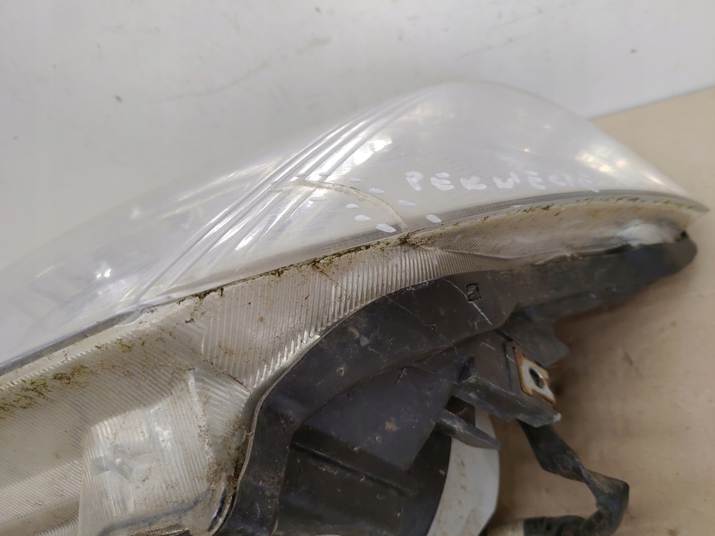 фото №10, Лампа левая перед nissan navara iii d40 pathfinder r51 05-10 ксенон