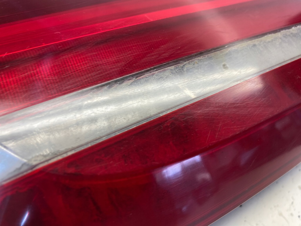 Bmw x5 f15 лампа правый задний  w крышка 7301272 с Разборки