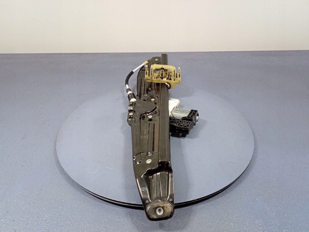 фото №1, Bmw 5 f10 підйомник скло задня правий 7182122