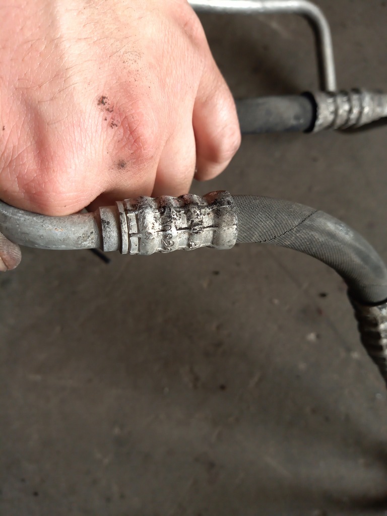 фото №8, Трубка шланг кондиционера skoda fabia vw polo 6q0820741a