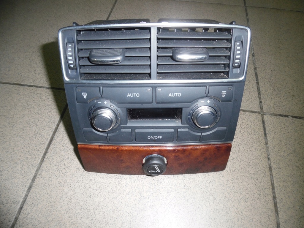 фото №1, Audi a8 d3 панель кондиционера 4e0819203b