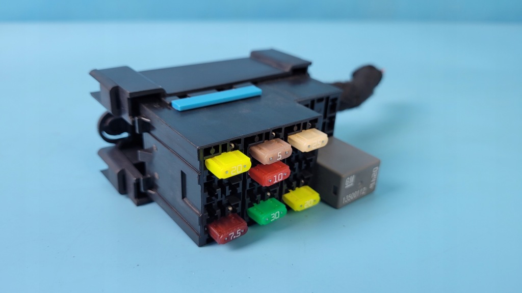 фото №8, Camaro ss 15r коробка предохранителей 13500112