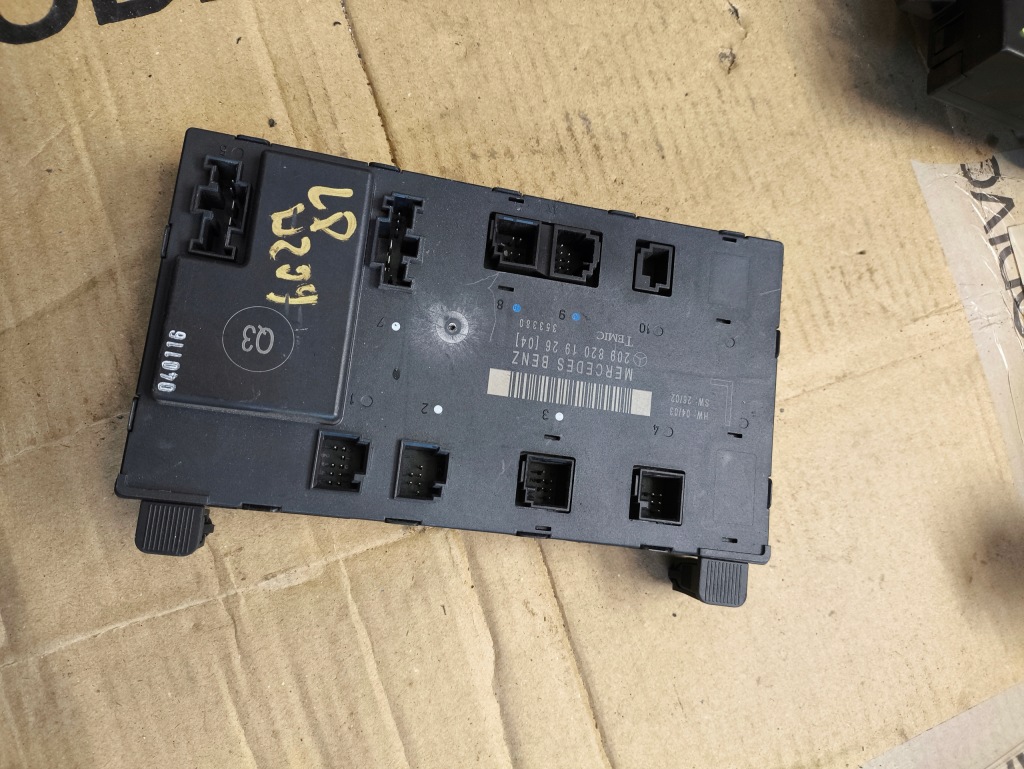 фото №1, Mercedes w209 mercedes w209 модуль дверь 2098201926 ?