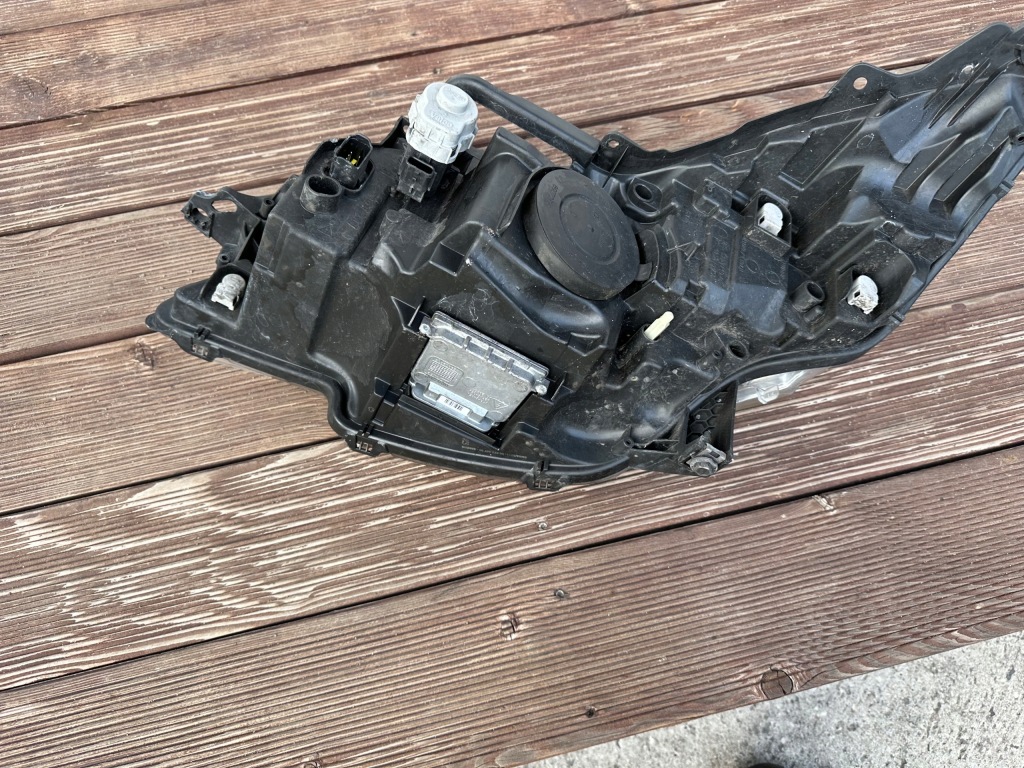 Фара правая  перед led ксенон peugeot 508 9687580780 Цена