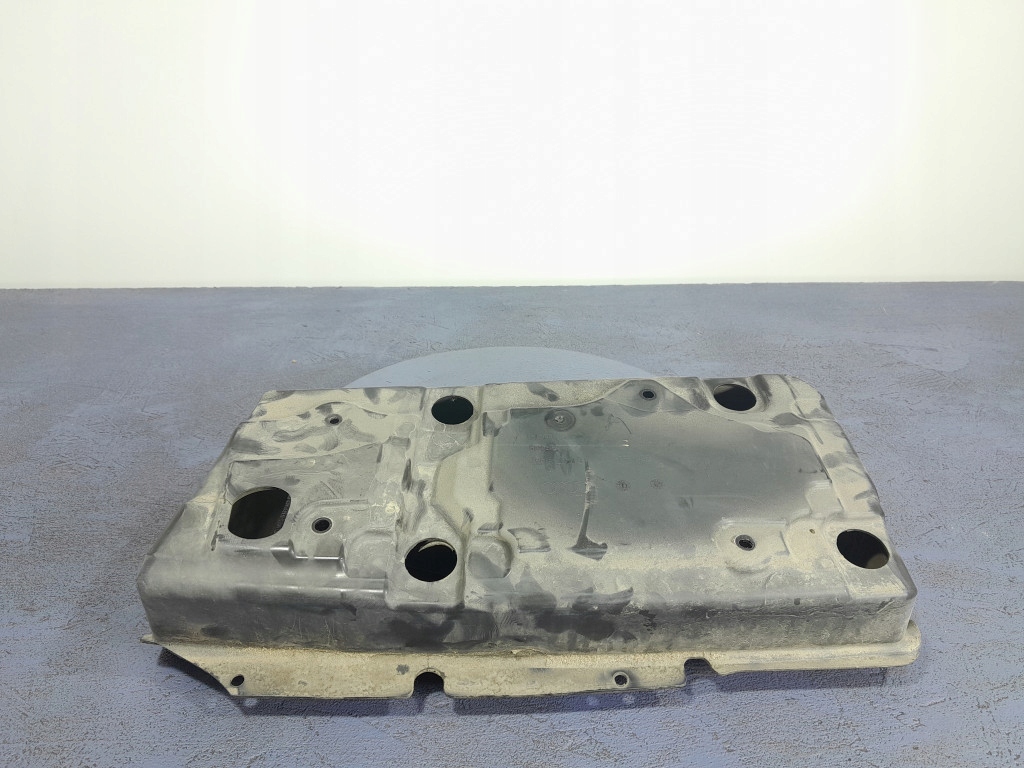 фото №7, Audi a8 d5 защита компрессор подвеска 4n0616114b