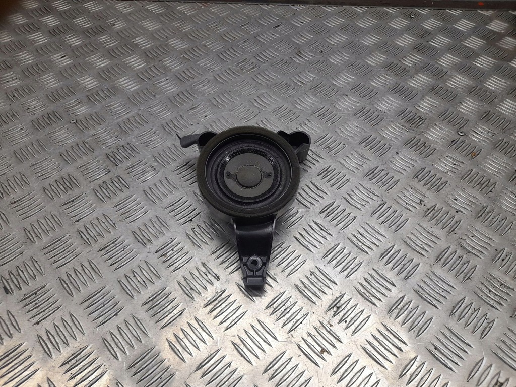 фото №8, Audi a8 s8 d4 4h 2015 задня сторона права динамік полиця багажника