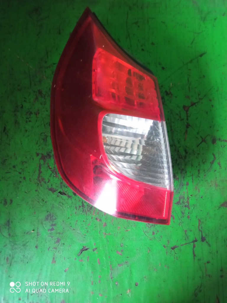 фото №2, Лампа левый задняя 8200474328b renault megane scenic ii lift