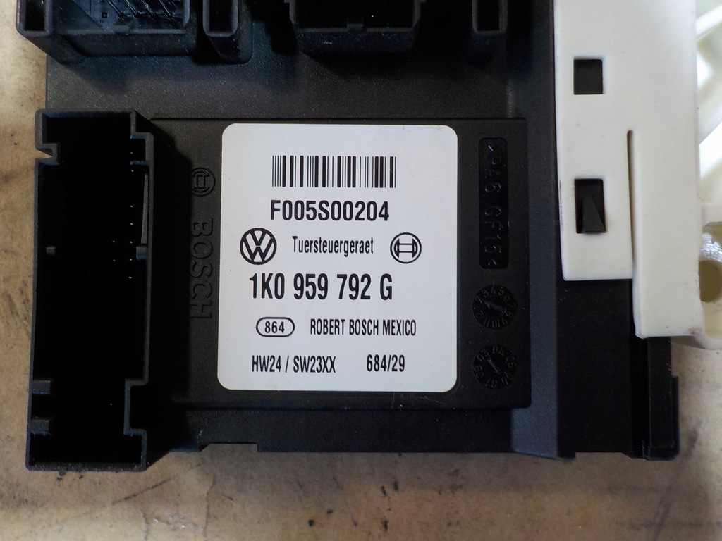 фото №4, Vw jetta 1.9tdi 2006 моторчик стекло 1k5837402