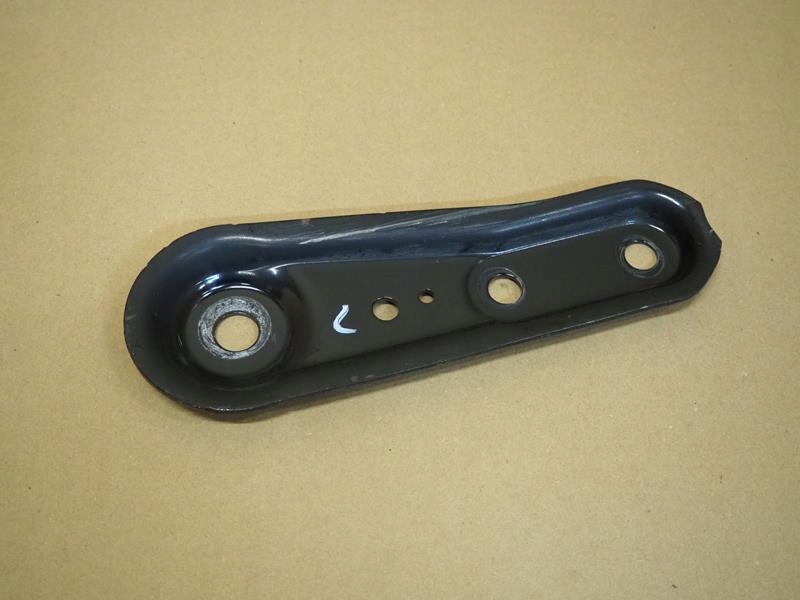 фото №2, Кронштейн підрамник правий renault talisman