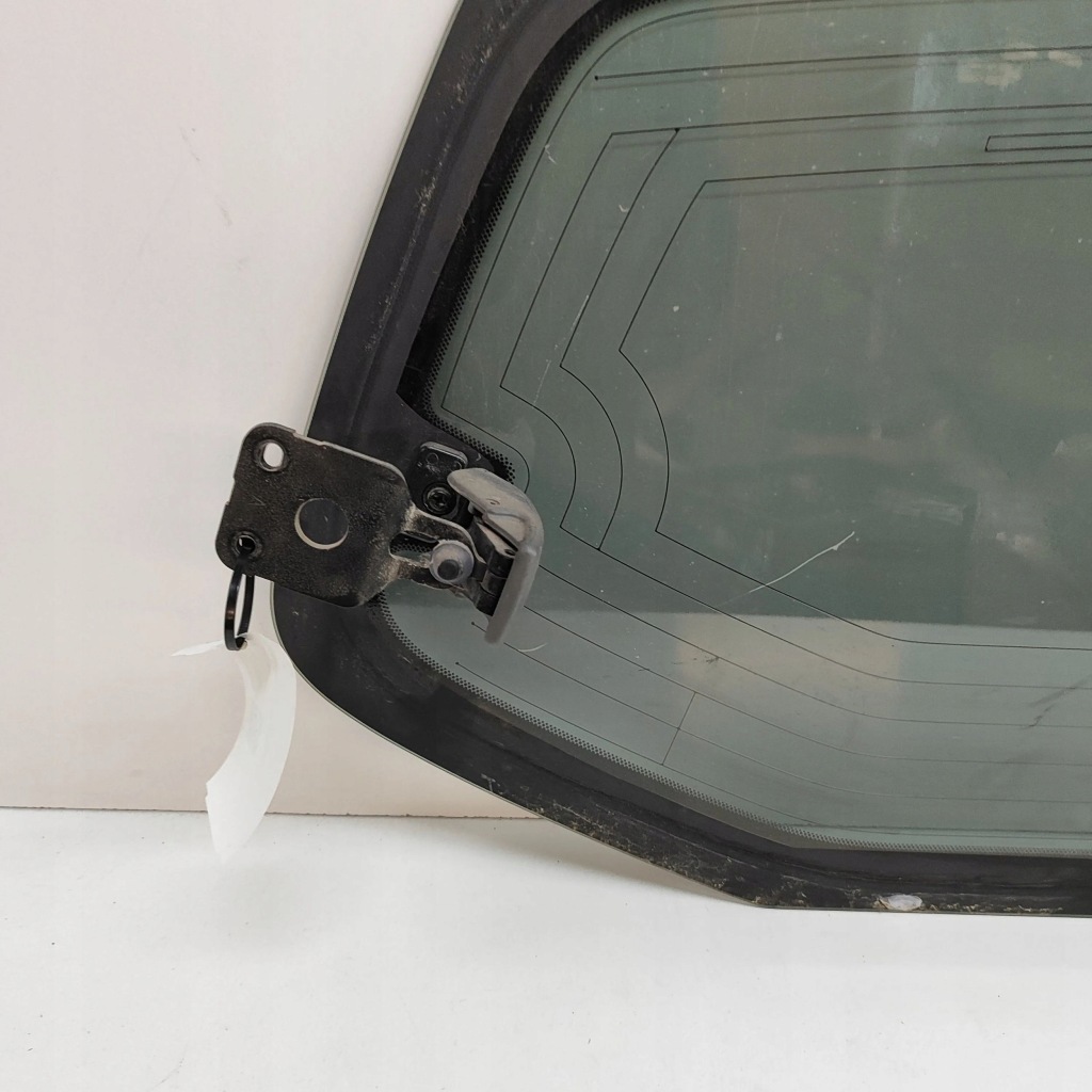 фото №5, Toyota land cruiser bj70 2005 левая сторона стекло кузовная задняя