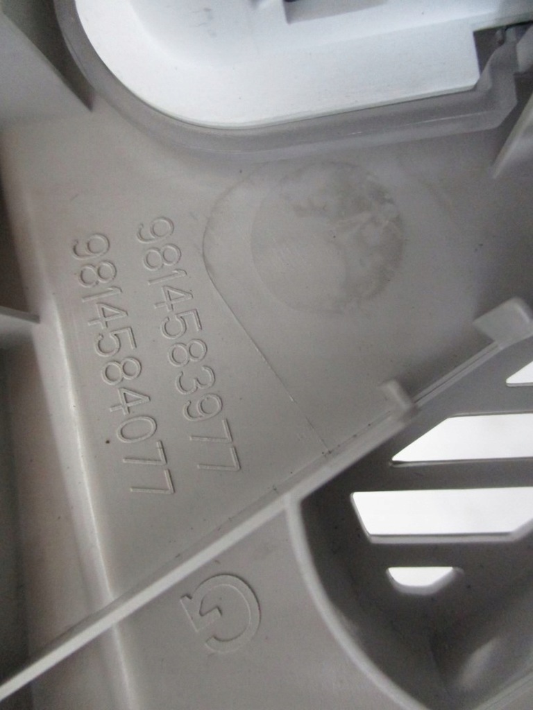 фото №5, Лампа потолочный citroen c3 aircross