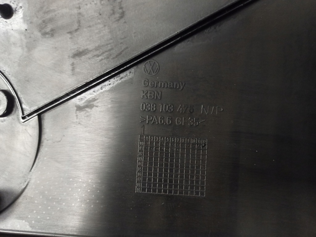 фото №14, Audi a3 8p 1.9 tdi кришка клапанів 038103475n