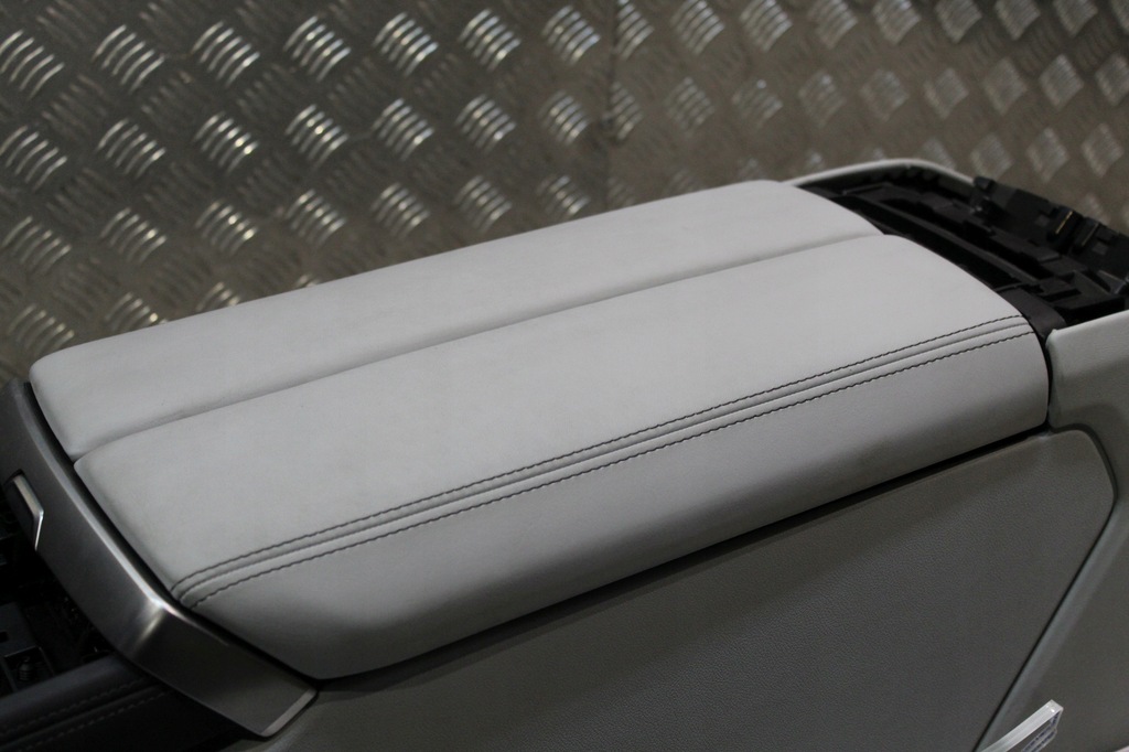 фото №9, Bmw 8 g14 g15 g16 тунель середній консоль різні