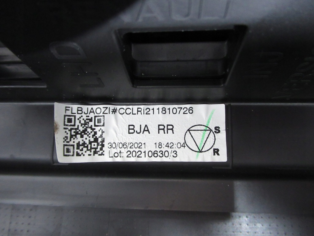 фото №15, Панель приладів приладова консоль renault clio v 5 оригінал 681001535r