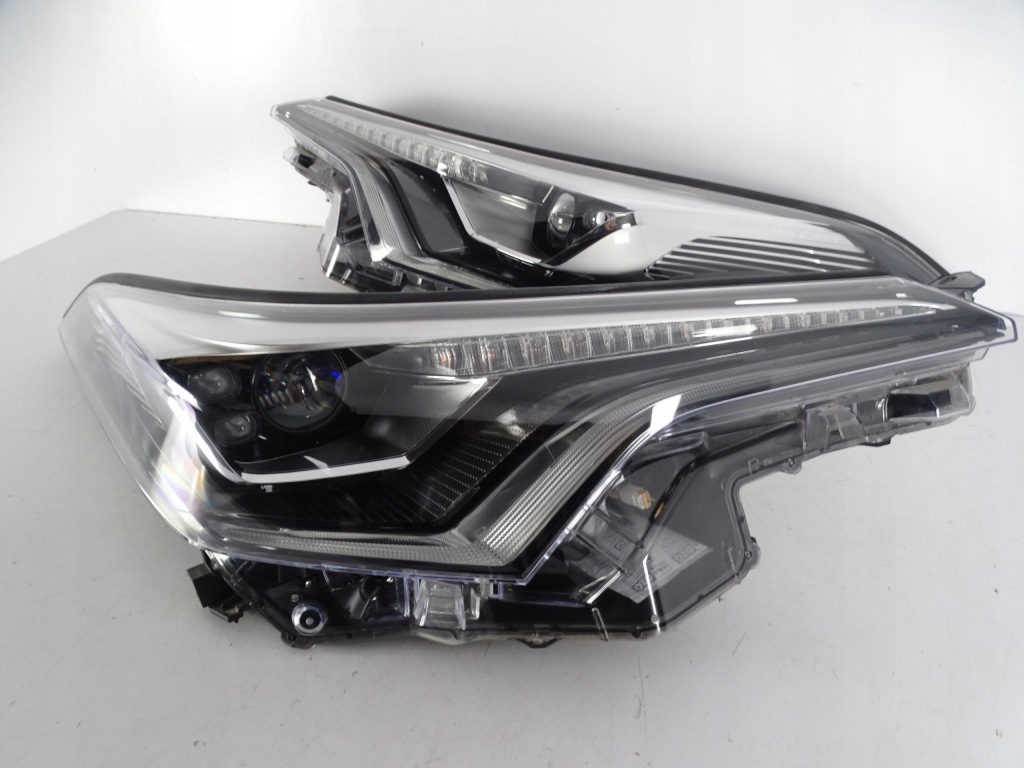 фото №2, Лампа передняя правая toyota chr ch-r full led