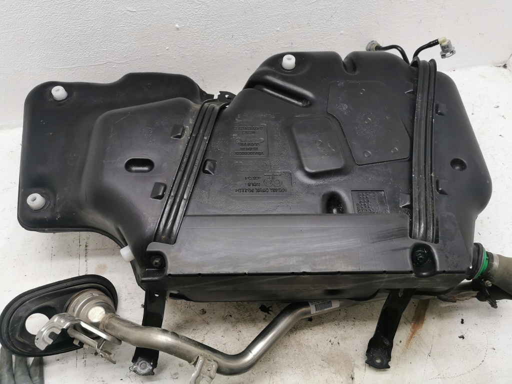 фото №11, Бак пального mercedes a-klasa w177 a2474701500
