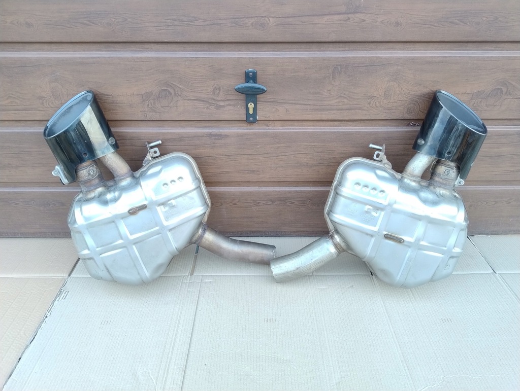 фото №8, Audi rs4 rs5 b9 8w0 ліва наконечник вихлоп глушника вихлоп бампера задня