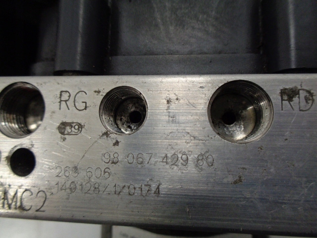 Peugeot 308 ii t9 насос abs 9808320980 9806742980 с Разборки