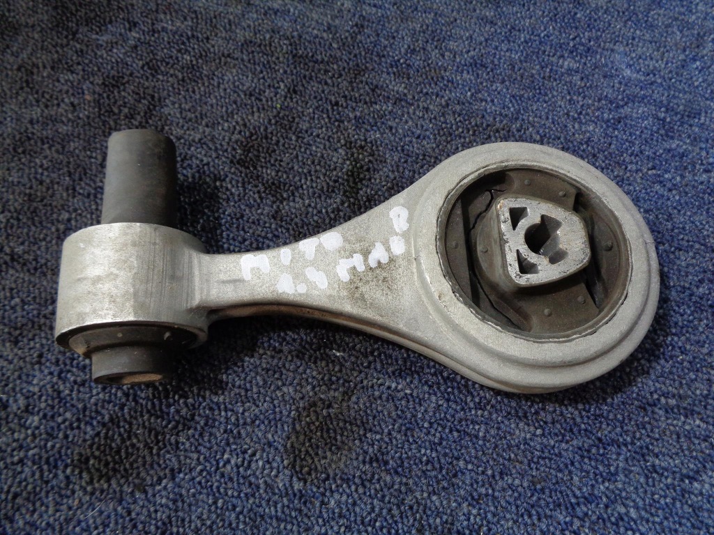 фото №1, Кронштейн подушка коробки alfa romeo mito 1.4 multiair