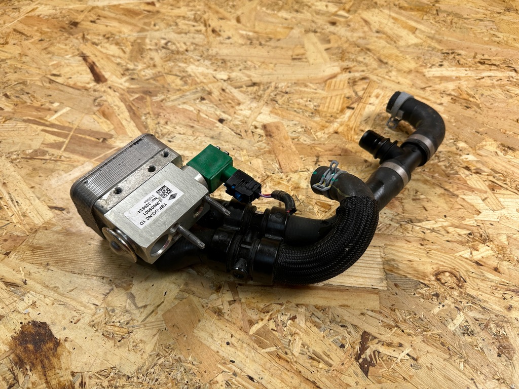 фото №7, Клапан кондиціонера радіатор wody renault arkana 295e35353r