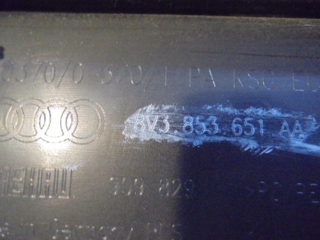 фото №1, Audi a3 8v lift решётка радиатора решётка радиатора бампера 8v3853651aa