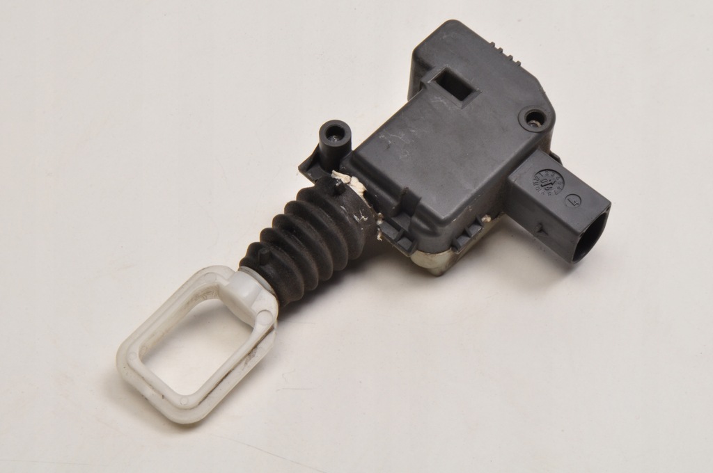 фото №6, Porsche 911 997 привод замка крышки задняя 99762411800