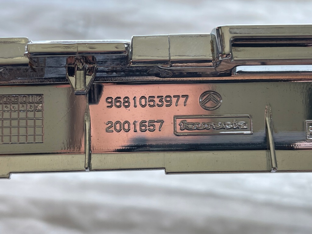 фото №8, Nowa oryg. молдинг декоративная хром бампера citroen c5 ii iii x7 lift перед