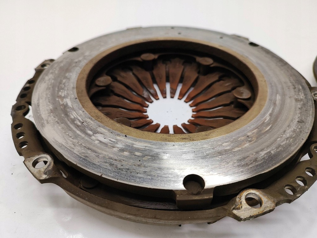 фото №9, Peugeot 308 2015 плита прижимная сцепления