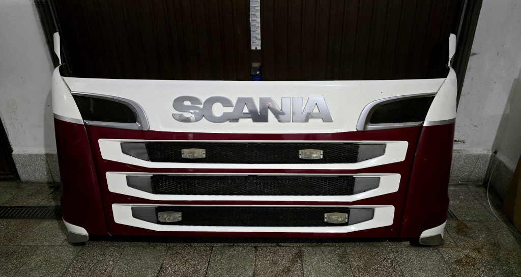 фото №1, Капот решётка радиатора перед scania r streamline v8