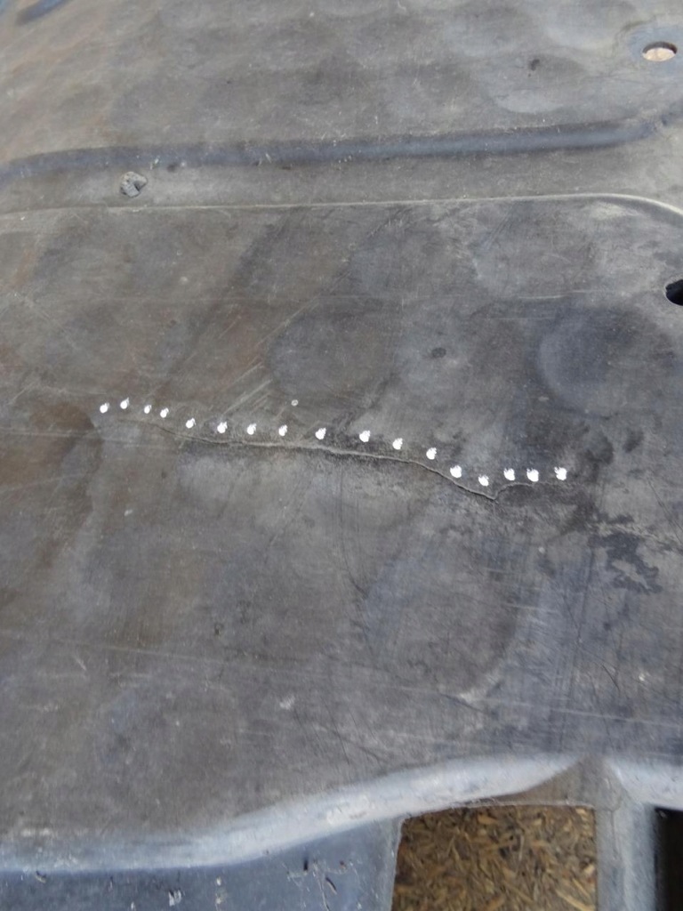 A3 8p golf v octavia 2 плита накладка двигателя под двигатель нижняя 1k0825237r с Разборки