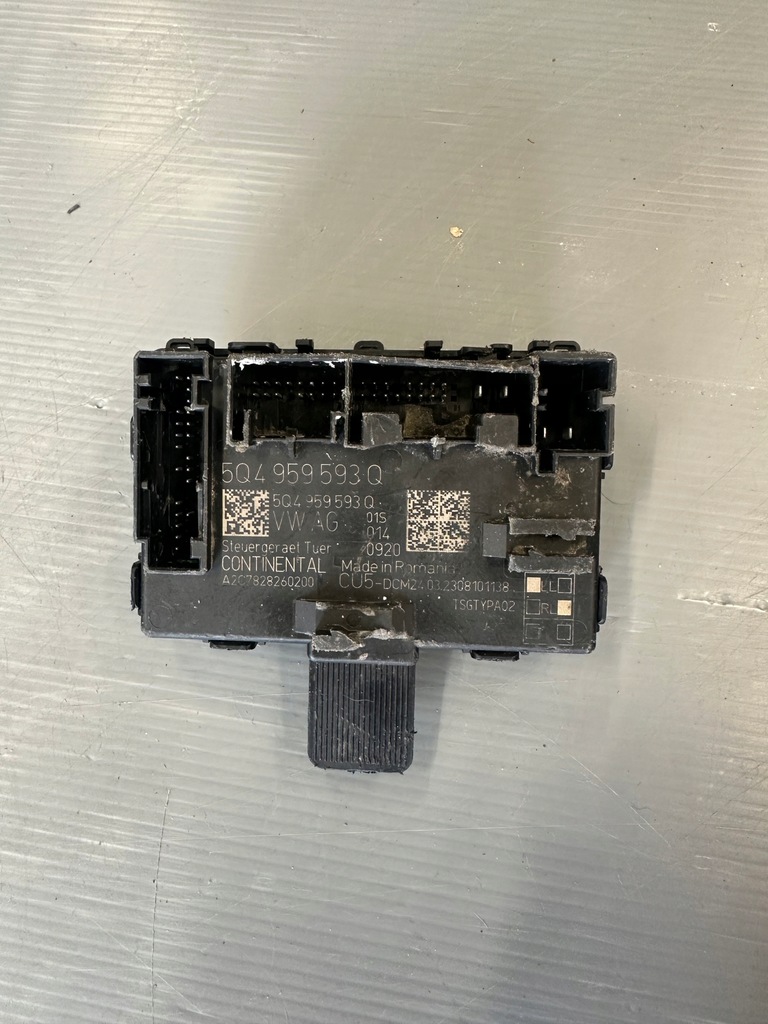 фото №1, !модуль двері правий перед 5q4959593q skoda !