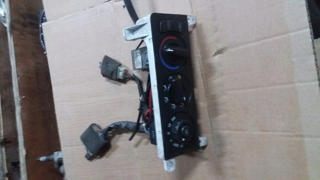 фото №1, Панель обдув kia sephia