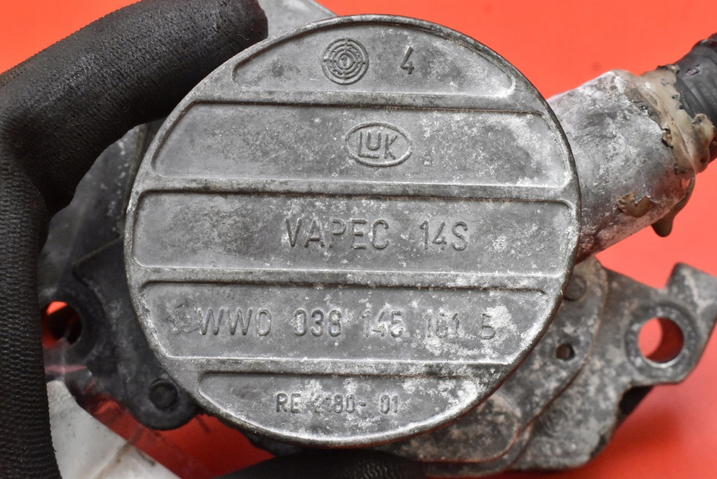 фото №6, Насос вакуум вакуум 038145101b skoda octavia 1 i 1.9 tdi 110 km 00-10