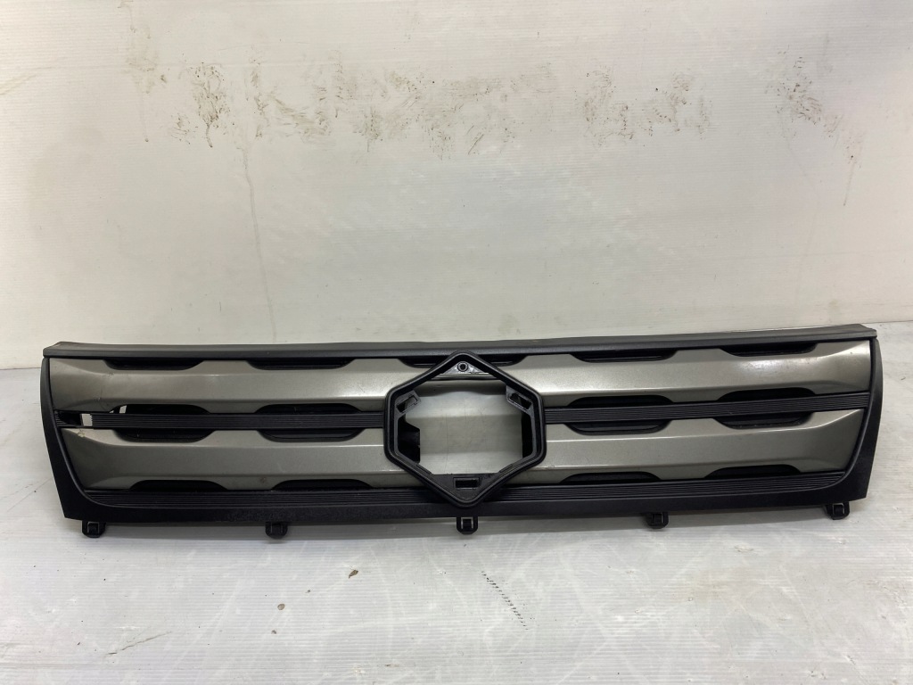 фото №1, Suzuki vitara iii 3 решітка радіатора радіатора решітка радіатора