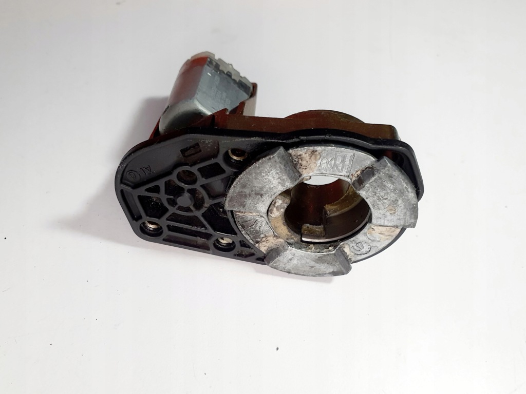 Моторчик складывания зеркало правый volvo xc60 i 08-17r оригинальный номер Киев