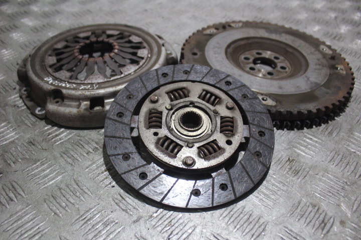 фото №3, Сцепление полный renault clio iii 1.2 16v