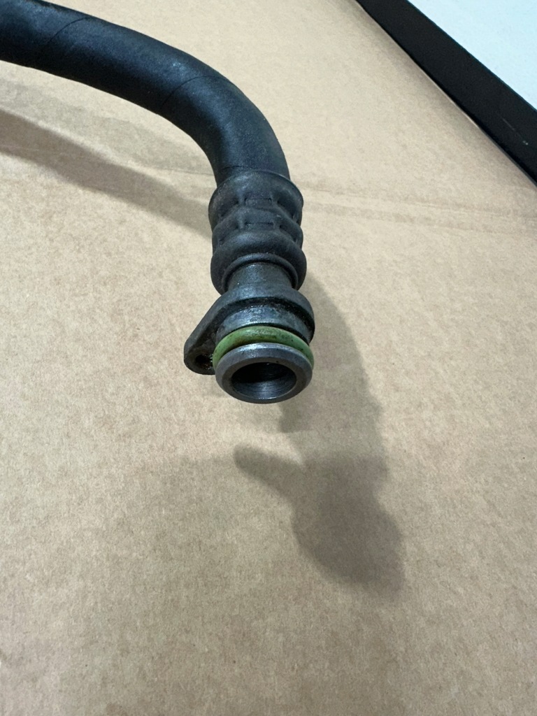 фото №7, Шланг масляний, дроти радіатора оливи, масляні mercedes cl w216 6.3 amg