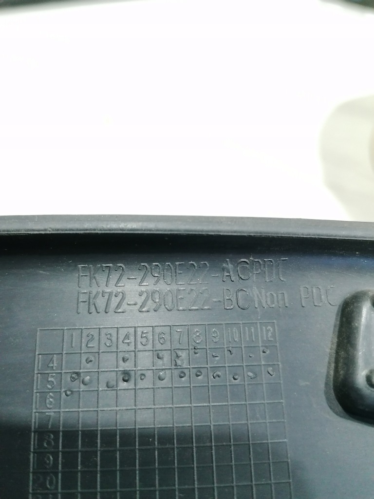 фото №5, Молдинг крила правий задня land rover discovery 16-