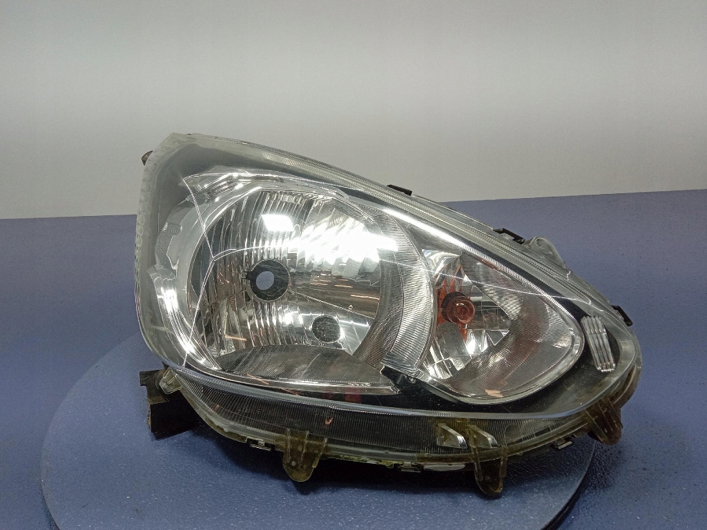 фото №1, Mitsubishi space star ii 12- фара правый лампа eu 8301c194
