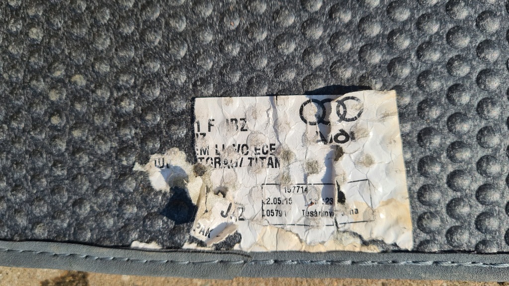 фото №9, Audi a4 b8 lift a5 8t 12-15r коврики pod ноги велюровые оригинал