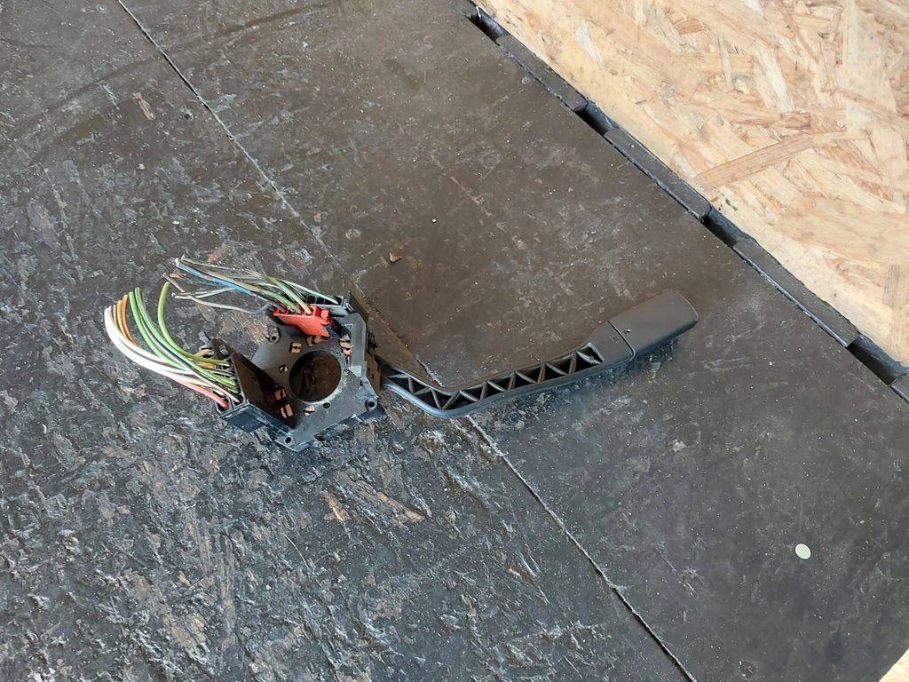 фото №10, Рычаг / переключатель дворник volkswagen transporter t4 701953503ah