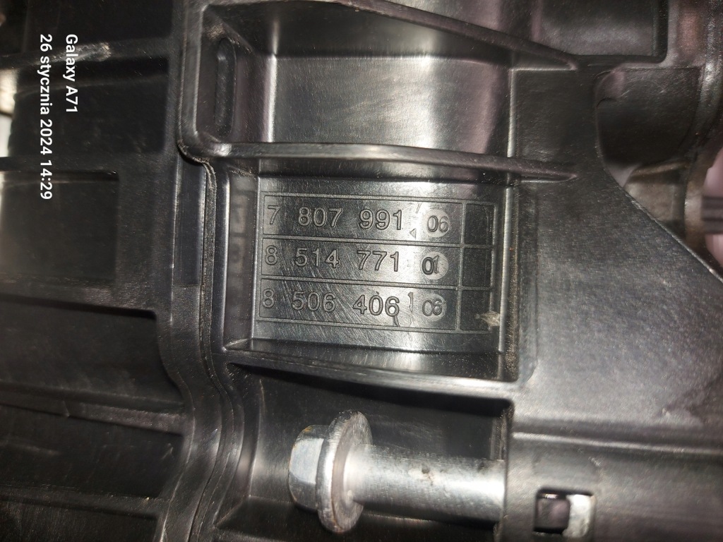 Bmw f10 f15 f25 коллектор впускной  7807991 7514771 8506406 с Разборки