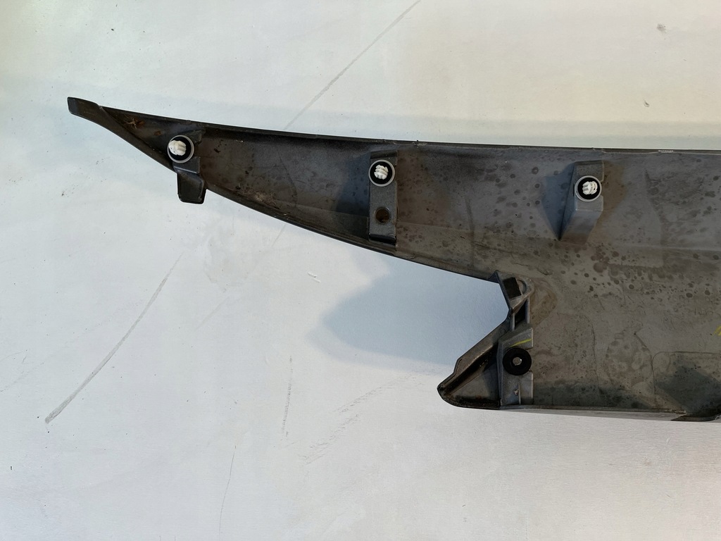 фото №9, Auris ii lift kombi защита крышки накладка