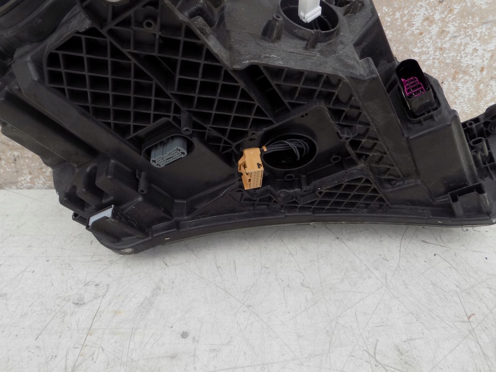 фото №7, Лампа лівий перед skoda superb iii 3v1941015a