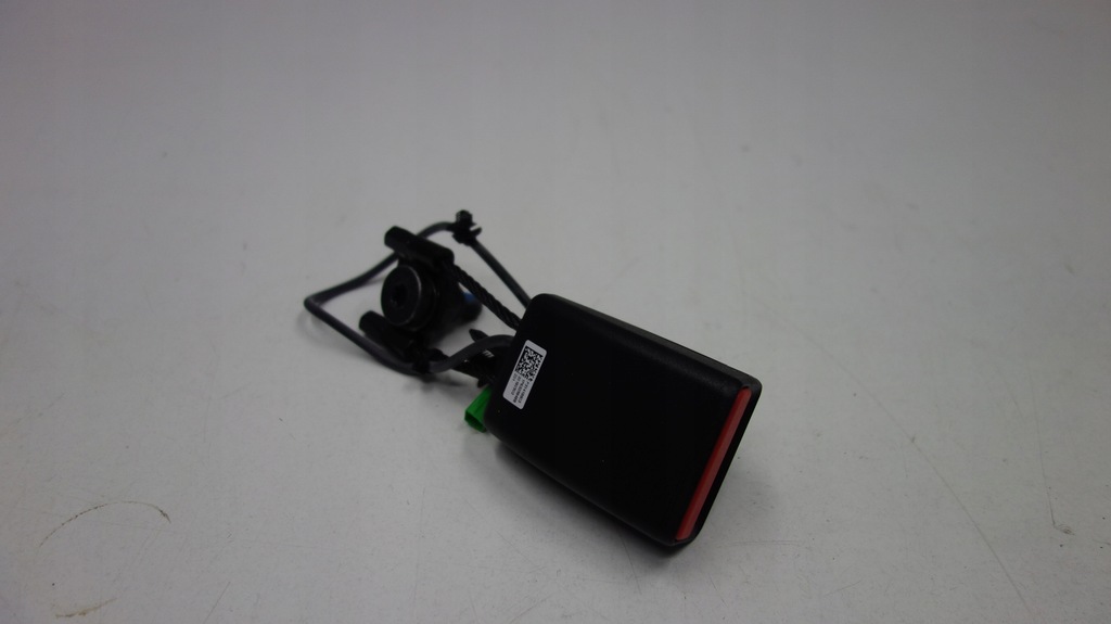 фото №1, Volvo кліпса поперечина права перед 31418903