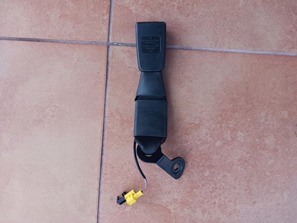 фото №1, Клипса поперечина задняя mercedes w204 a2048602669