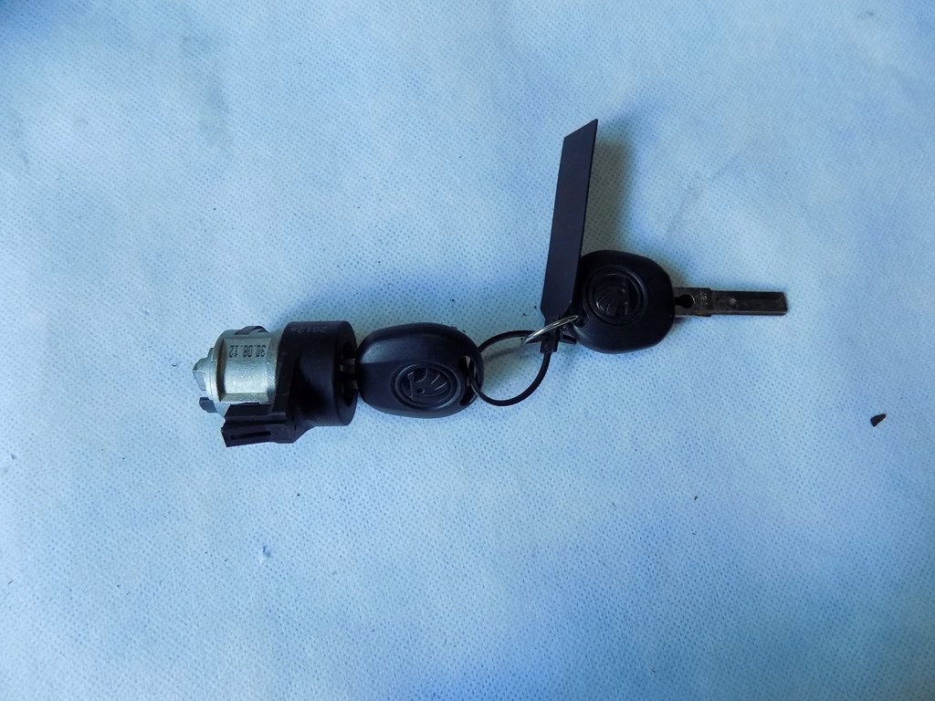 фото №1, Dw skoda fabia 3 ключі вкладка замка запалювання