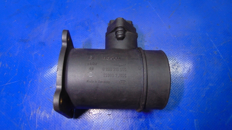 фото №1, Расходомер 2.2di nissan almera